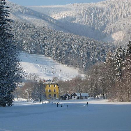 Kralicka Chata Staré Mesto Exterior foto